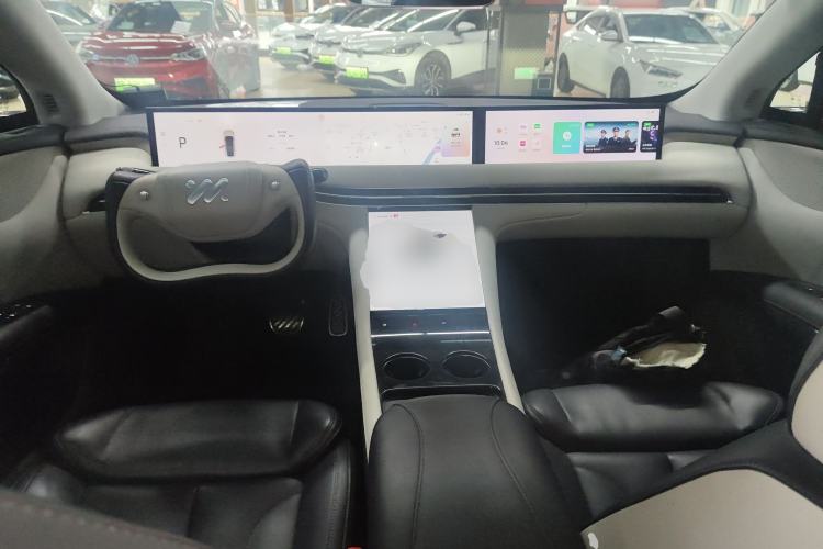 Used  LS7 2023 77 kWh Urban Fit Rear-Wheel Drive
