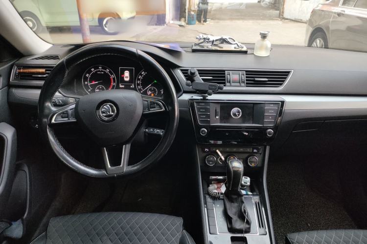 Used Skoda Superb 2016 TSI280 DSG Innovation Edition
