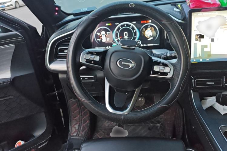 Used GAC Trumpchi GS8 2024 Linghang Series 2.0 TGDI Two-Wheel Drive Luxury Smart Connectivity Version
