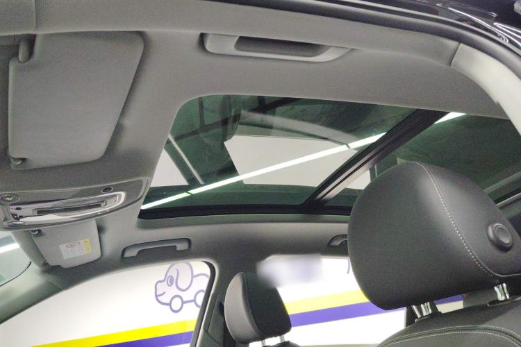 Used Audi Q5L 2022 40T Fashionable and Elegant Model
