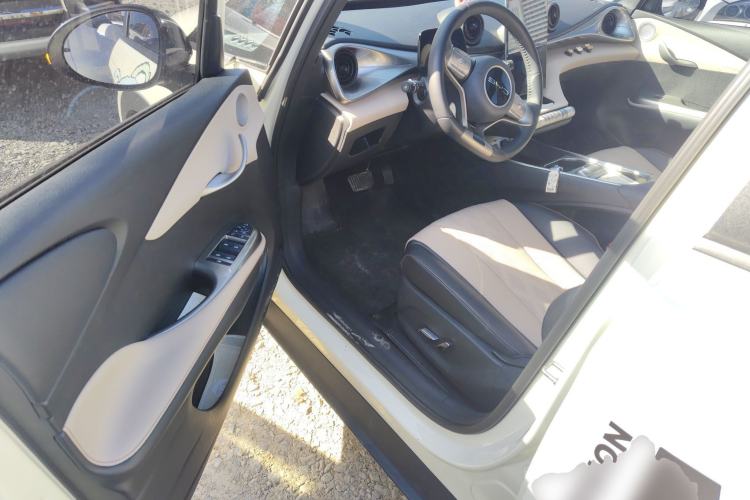 Used BYD Dolphin 2023 420 km Fashion Edition
