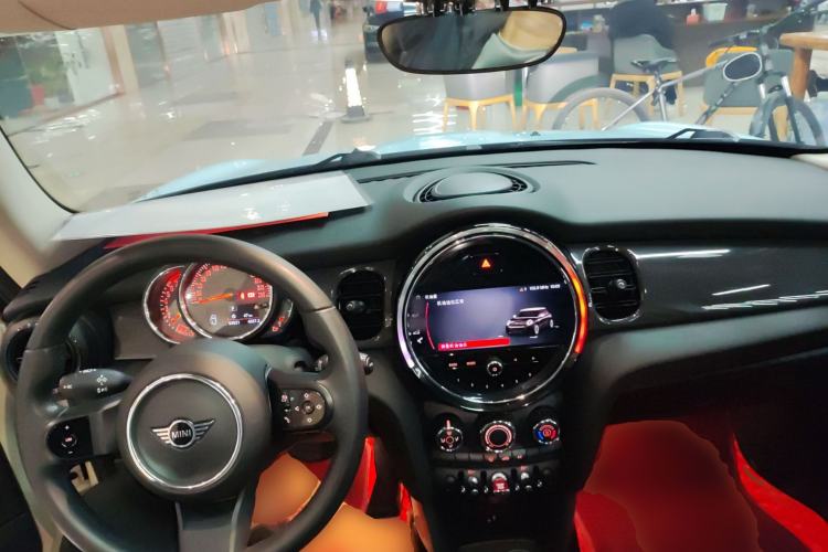 Used  MINI 2022 1.5T ONE
