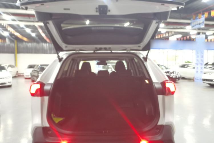 Used Toyota RAV4 2021 2.0L CVT Two-Wheel Drive Fashion Edition