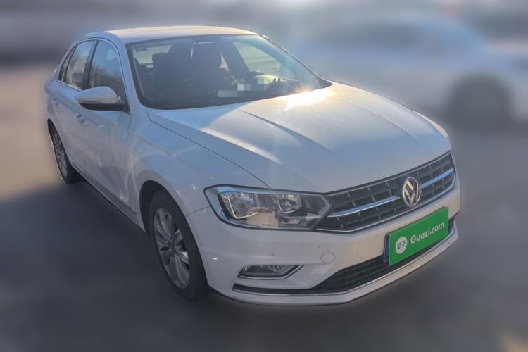 Used Volkswagen Bora 2016 1.6L manual Comfort trim level
