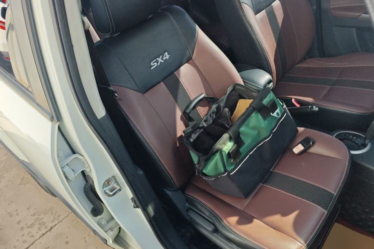 Used Suzuki SX4 2013 Koleos 1.6L Automatic 20th Anniversary 3G Smart Edition
