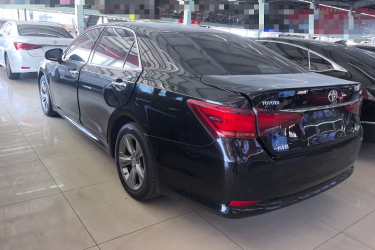 Used Toyota Crown 2015 2.0T Fashion Edition
