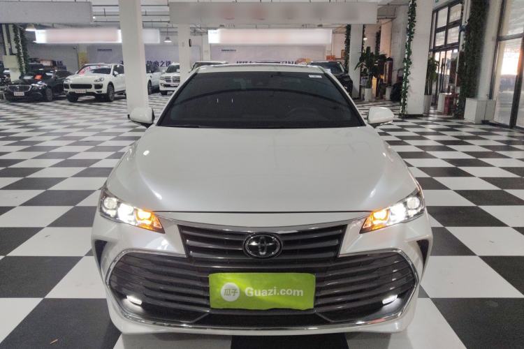 Used Toyota Avalon 2019 2.0L Ambition Edition China VI
