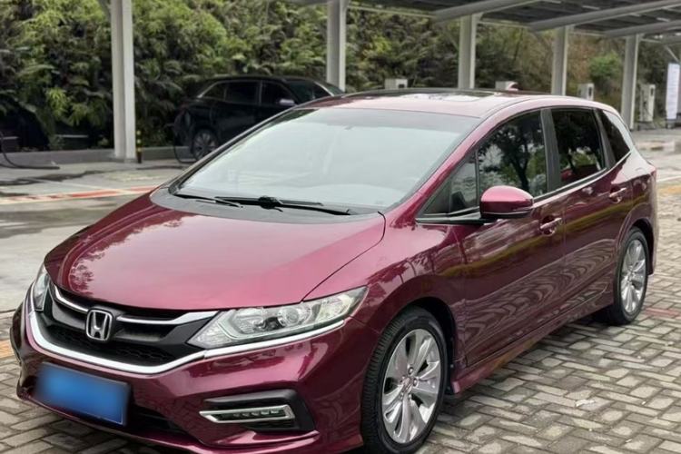 Used Honda Jade 2017 1.8L automatic Comfort version 5 seats