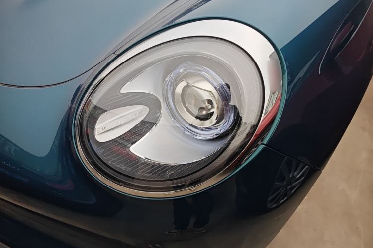 Used ORA Good Cat 2023 401 km Standard Range Luxury Version Lithium Iron Phosphate