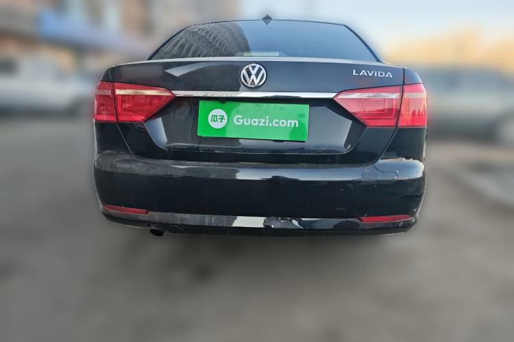 Used Volkswagen Lavida 2015 1.6L Automatic Fashion Edition