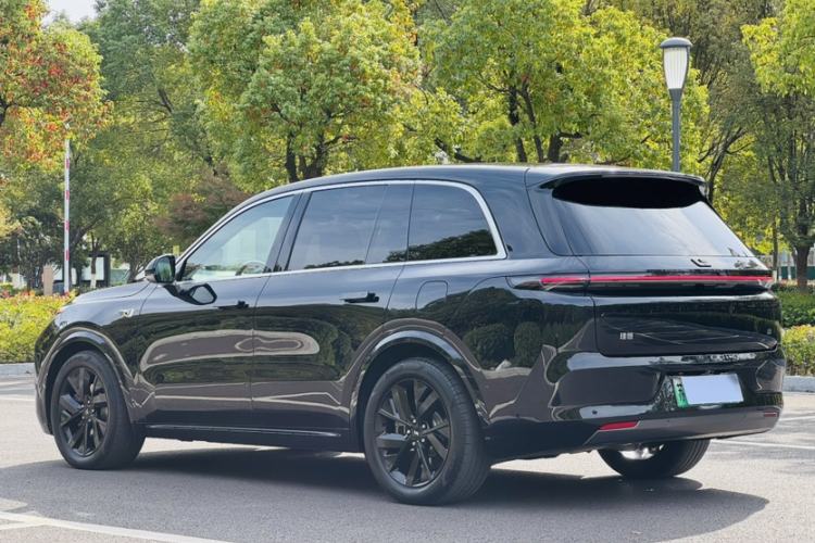 Used Li Auto L8 2023 Pro Model
