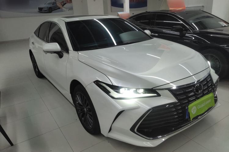 Used Toyota Avalon 2023 2.0L XLE Deluxe Edition
