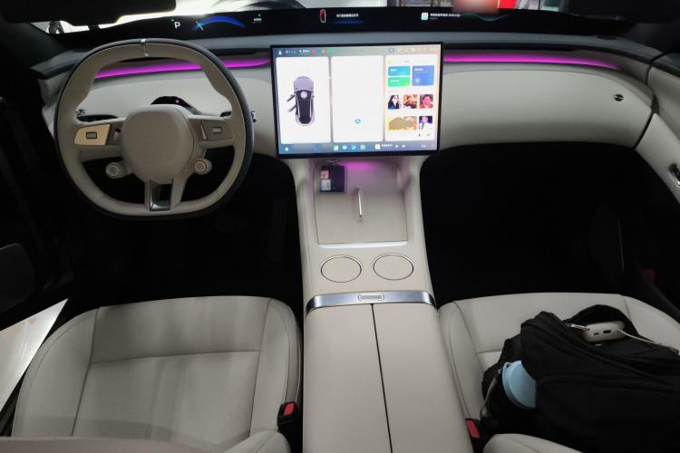 Used  YU7 2025 Ultra-Long Range Rear-Wheel Drive Version