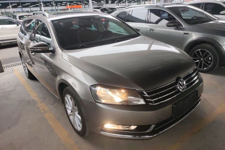 Used Volkswagen Magotan 2012 Travel Edition 2.0 TSI Comfort Version