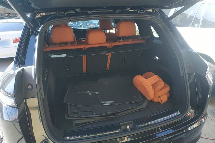 Used Li Auto L7 2023 Pro Model
