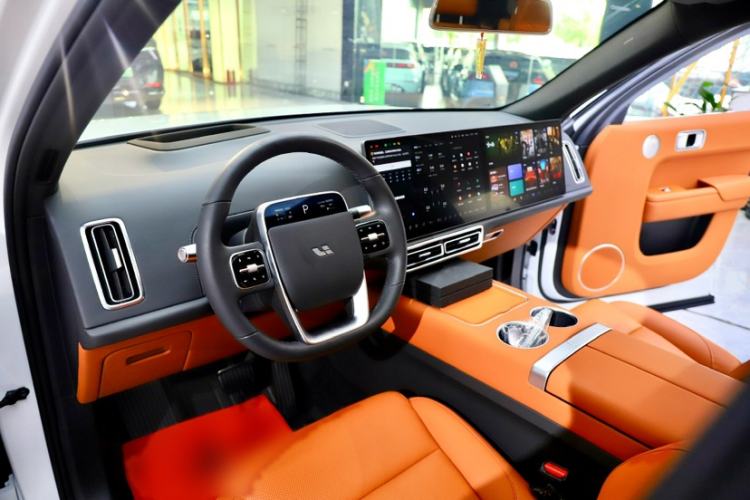 Used Li Auto L7 2023 Air model
