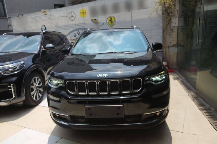 Used  Grand Commander 2018 2.0T Four-Wheel Drive Enjoyment Edition China VI
