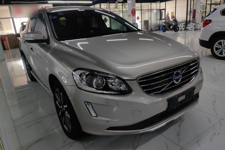 Used Volvo XC60 2017 T5 AWD Smart Upgrade Edition
