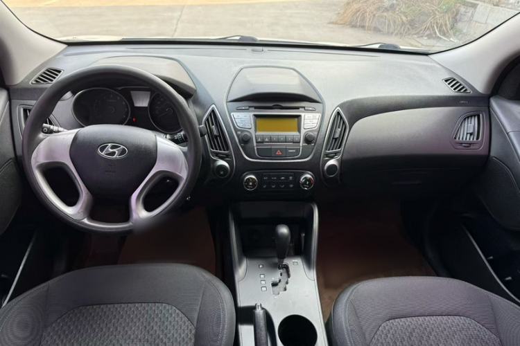 Used Hyundai ix35 2013 2.0L Automatic 2WD Comfort GL China IV Standard