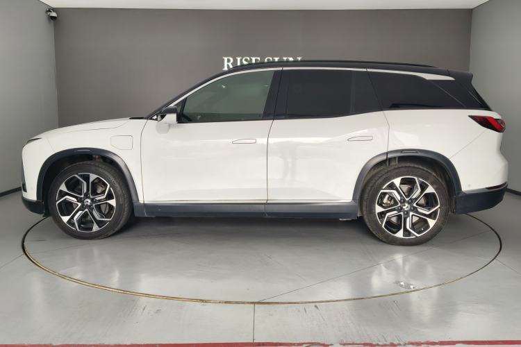 Used Nio ES8 2020 580 km Signature Edition 7-Seater Version
