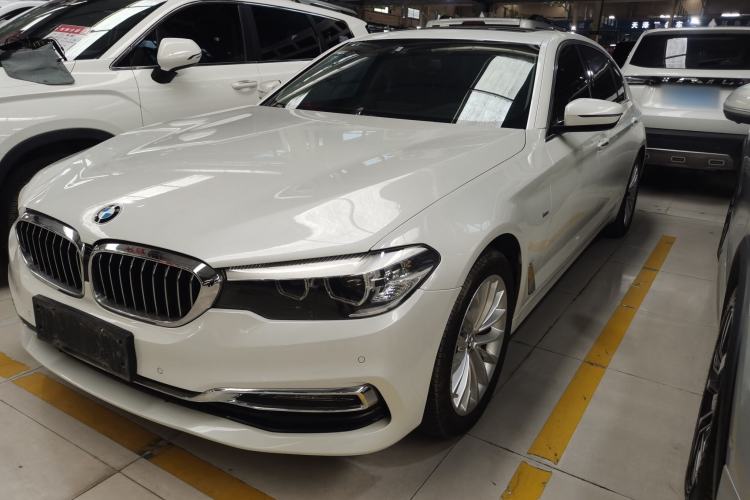 Used BMW 5 Series 2018 525Li Luxury Package
