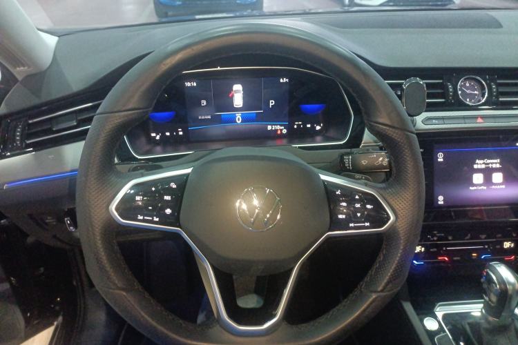 Used Volkswagen Magotan 2023 2 Million Units Limited Edition 330TSI DSG Leading Version
