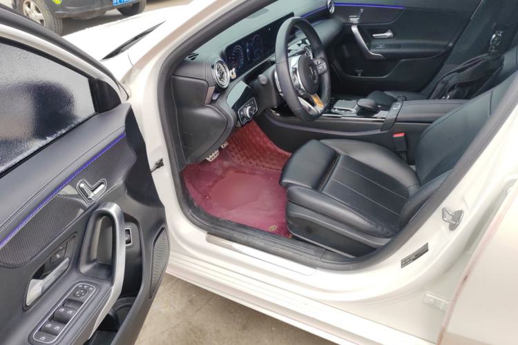 Used Mercedes-Benz A-Class 2022 Restyled A 200 L Sport Sedan Fashion Version
