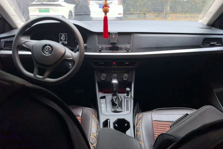 Used Volkswagen Lavida 2019 1.5L Automatic Fashion Edition China VI
