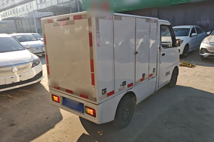 Used  D01 2023 Van Standard Version
