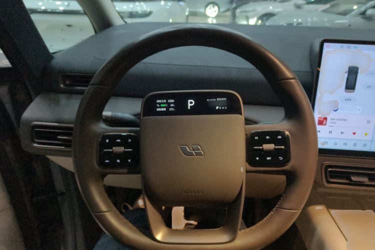 Used Li Auto MEGA 2024 Ultra Model
