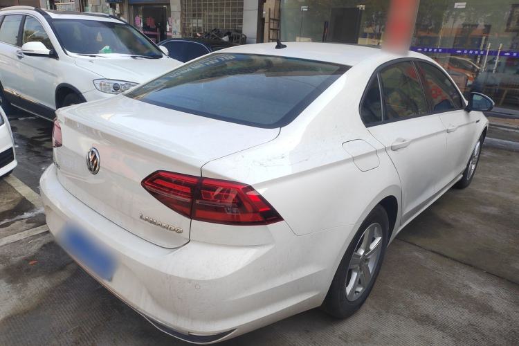 Used Volkswagen Lamando 2019 230TSI DSG Fashion Edition China VI
