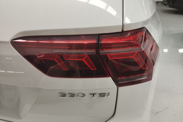 Used Volkswagen Tiguan L 2022 330TSI Automatic Two-Wheel Drive R-Line Enhanced Edition