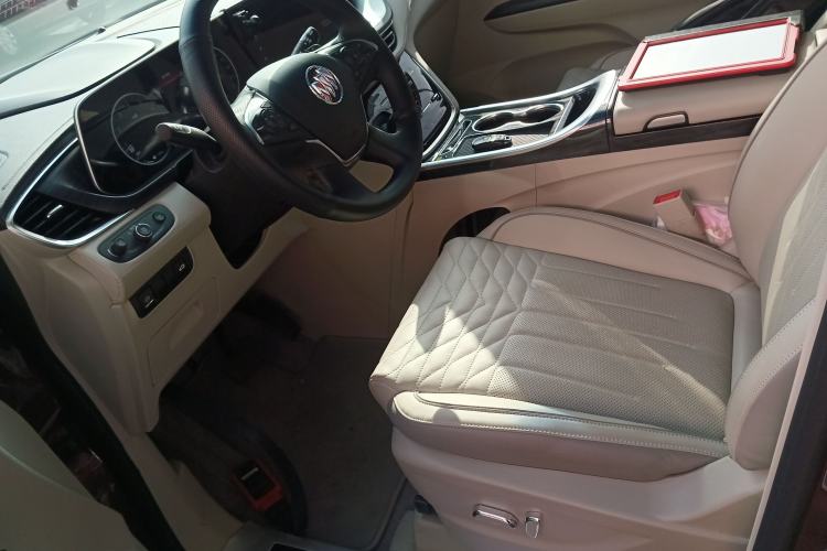 Used Buick GL8 2022 ES Landtrek 653T Comfort Edition
