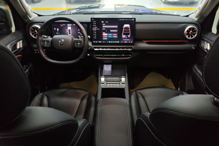 Used Tank 300 2025 2.0T Conqueror
