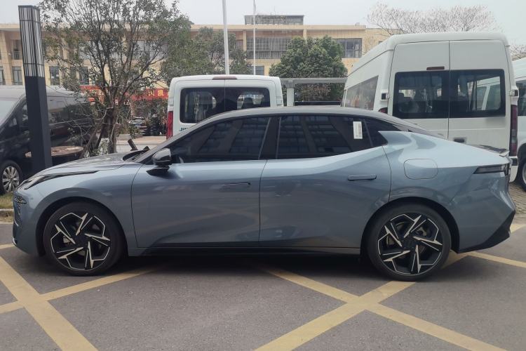 Used Lynk & Co 07 2024 EM-P 126 Long-Range Ultra
