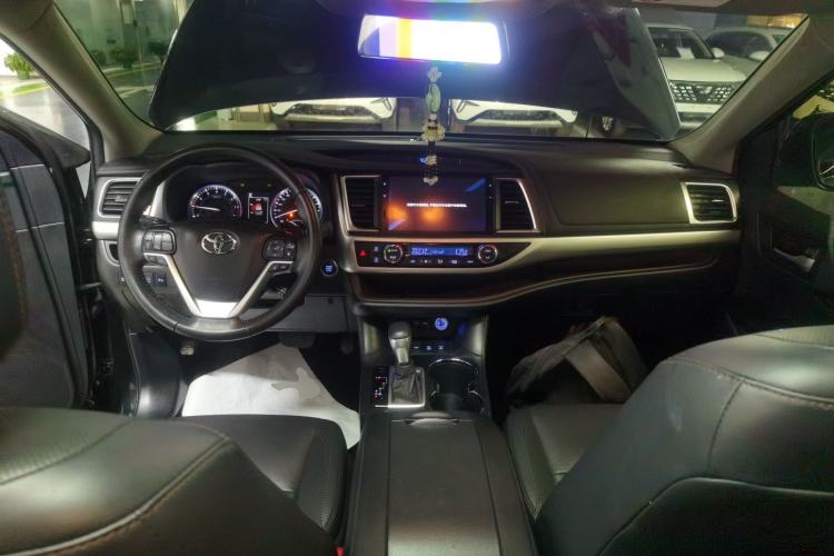 Used Toyota Highlander 2021 2.0T Four-Wheel Drive Luxury Edition 7 Seats
