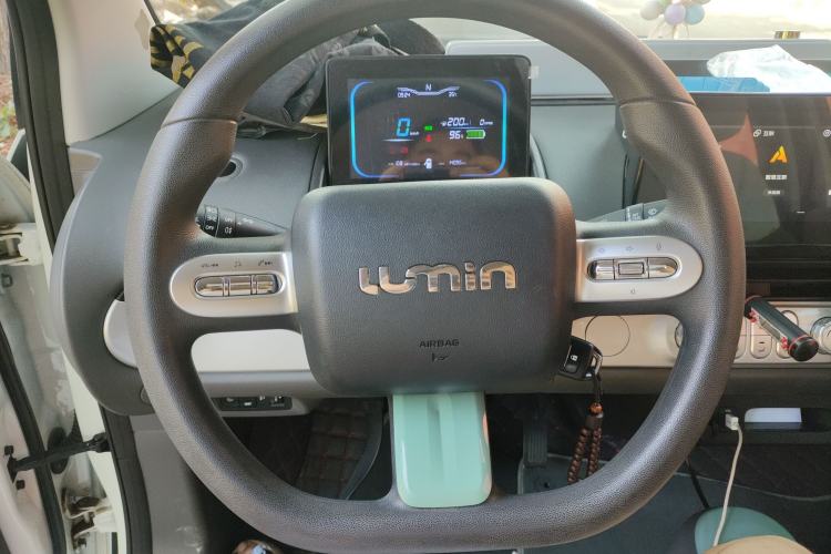 Used  Lumin 2022 210km Sweet Edition

