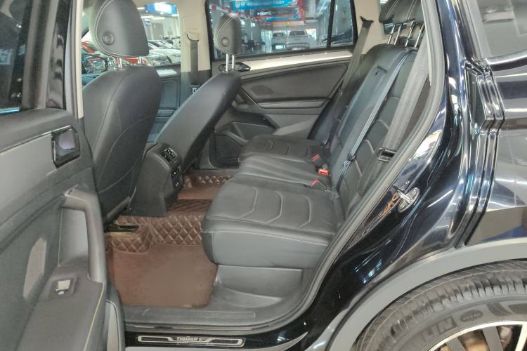 Used Volkswagen Tiguan L 2018 380TSI Automatic All-Wheel Drive Luxury Edition
