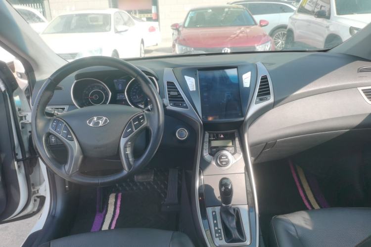 Used Hyundai Elantra 2015 1.6L Automatic Luxury Model