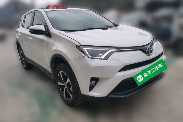 Used Toyota RAV4 2019 2.0L CVT Two-Wheel Drive Urban Edition China VI Standard