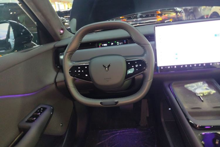 Used VOYAH COURAGE 2024 Four-Wheel Drive Global Edition
