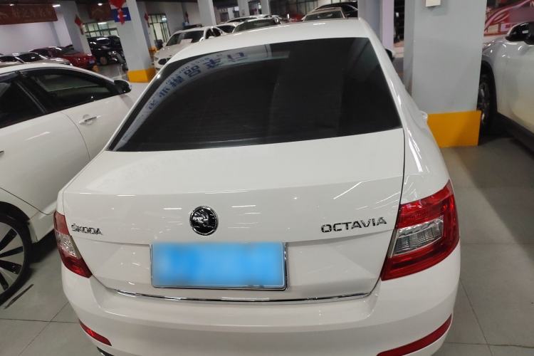 Used Skoda Octavia 2017 1.6L Automatic Smart Drive Edition
