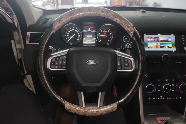 Used Land Rover Discovery Sport 2019 240 PS SE Version China V Standard
