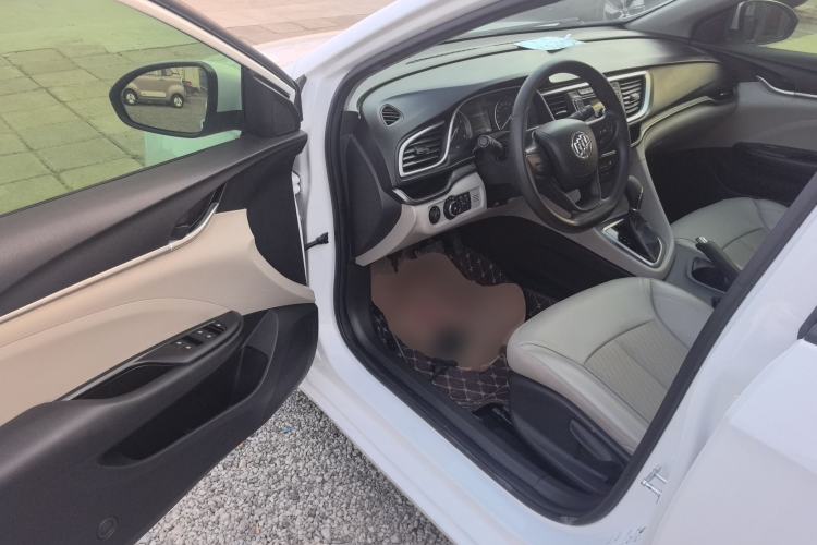 Used Buick GT 2017 15N Automatic Elite Version
