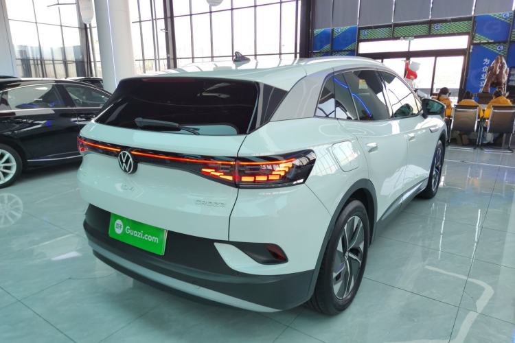 Used Volkswagen ID.4 CROZZ 2022 Long-Range PURE+ Edition
