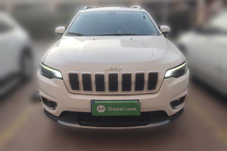 Used Jeep Cherokee 2019 2.0T Four-Wheel Drive Explorer Edition China VI Emission Standard