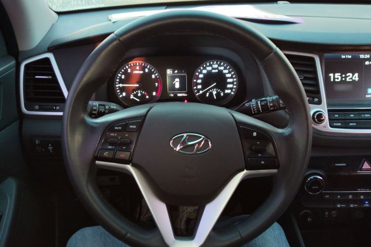 Used Hyundai Tucson 2018 1.6T Dual-Clutch Two-Wheel Drive 15th Anniversary Special Edition