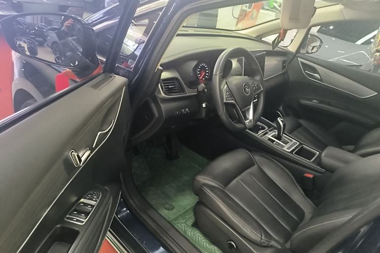 Used BYD Song MAX New Energy 2019 DM 1.5T Smart Connect Advanced 7-Seater China VI Standard
