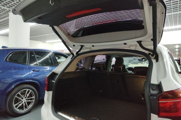 Used BMW X1 2018 xDrive20Li Luxury Edition
