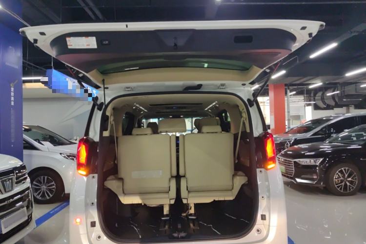 Used Toyota Alphard 2019 Dual-Engine 2.5L Prestige Edition
